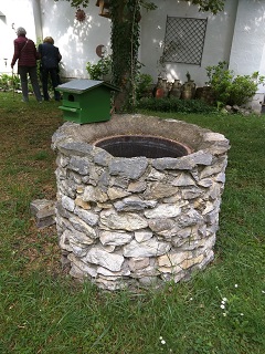 Foto vom Jakobsbrunnen in Maria Stern