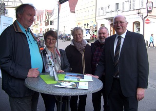 Foto beim BPA-Beratungsmobil in Oettingen