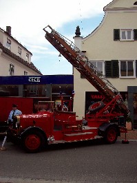 Foto einer Feuerwehr aus Schwabm&uuml;nchen ohne Dach