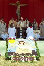 Foto vom 1. Messopfer bei der Primiz in Osterberg